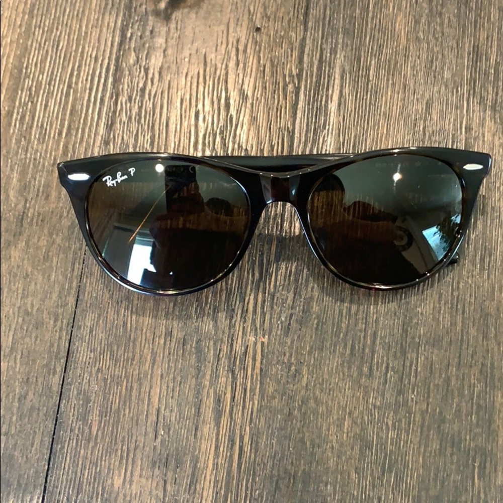 Polarized Ray Ban Sunnies